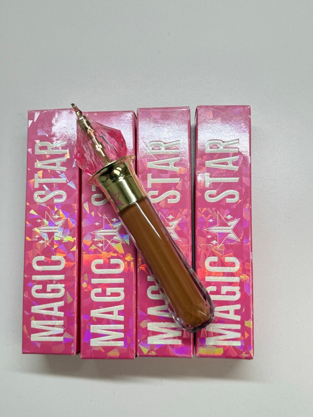 C23.5 Bundle of 4 Jeffree Star Magic Star Full Pigment Concealer in Shade C23.5